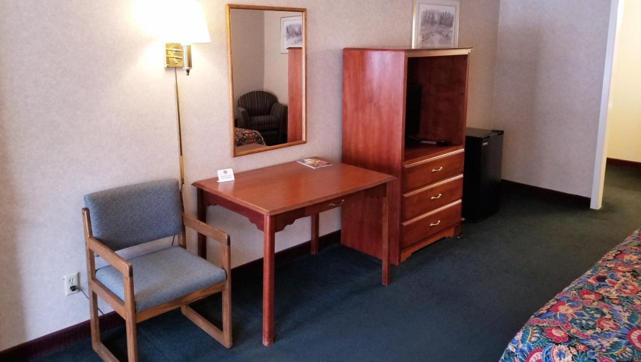 Keystone Boardwalk Inn And Suites Екстериор снимка