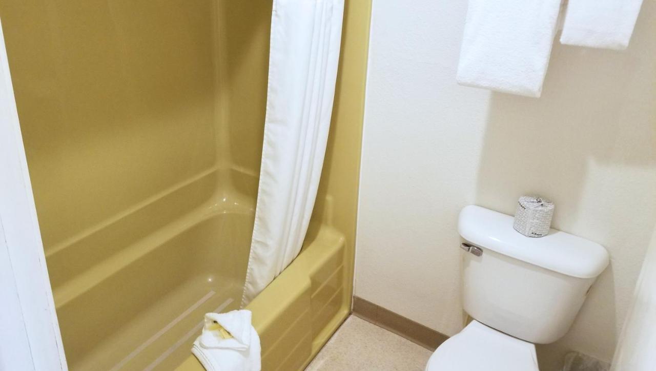 Keystone Boardwalk Inn And Suites Екстериор снимка