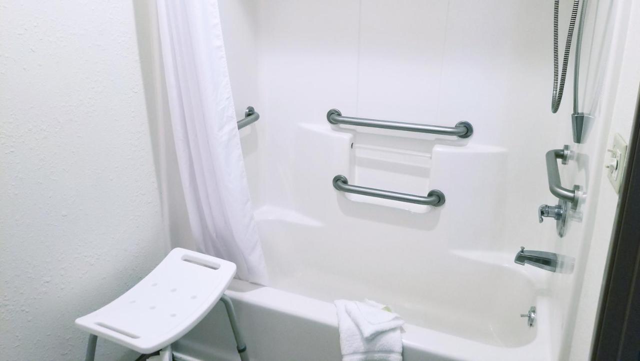 Keystone Boardwalk Inn And Suites Екстериор снимка