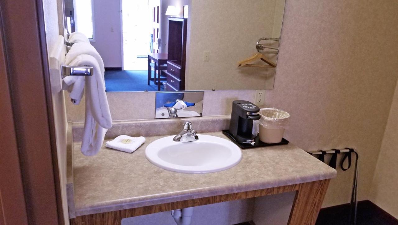 Keystone Boardwalk Inn And Suites Екстериор снимка