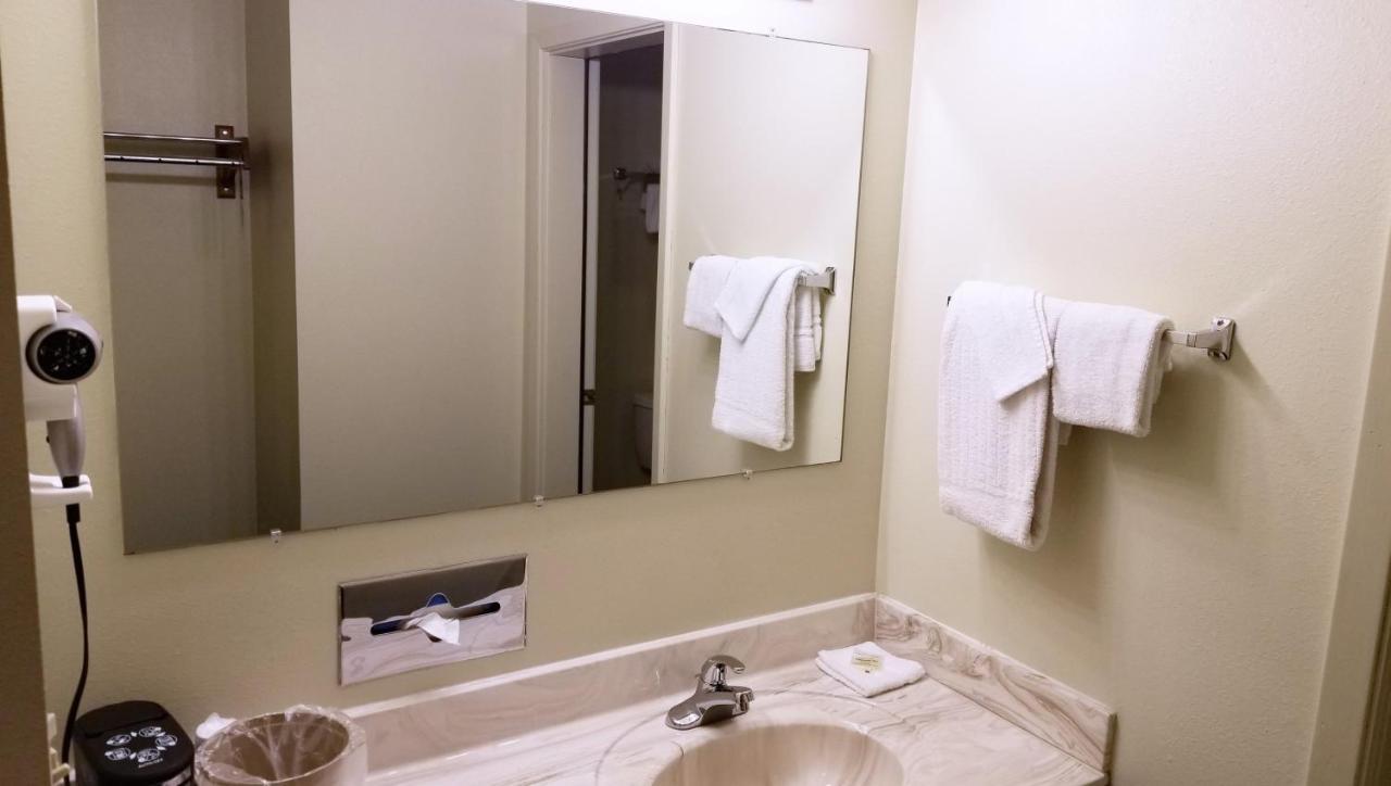 Keystone Boardwalk Inn And Suites Екстериор снимка